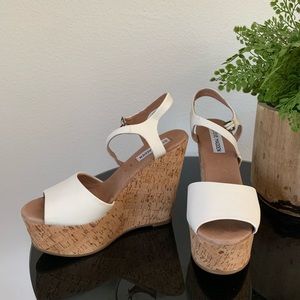 Steve Madden white cork wedges size 8 (color: tan/white)